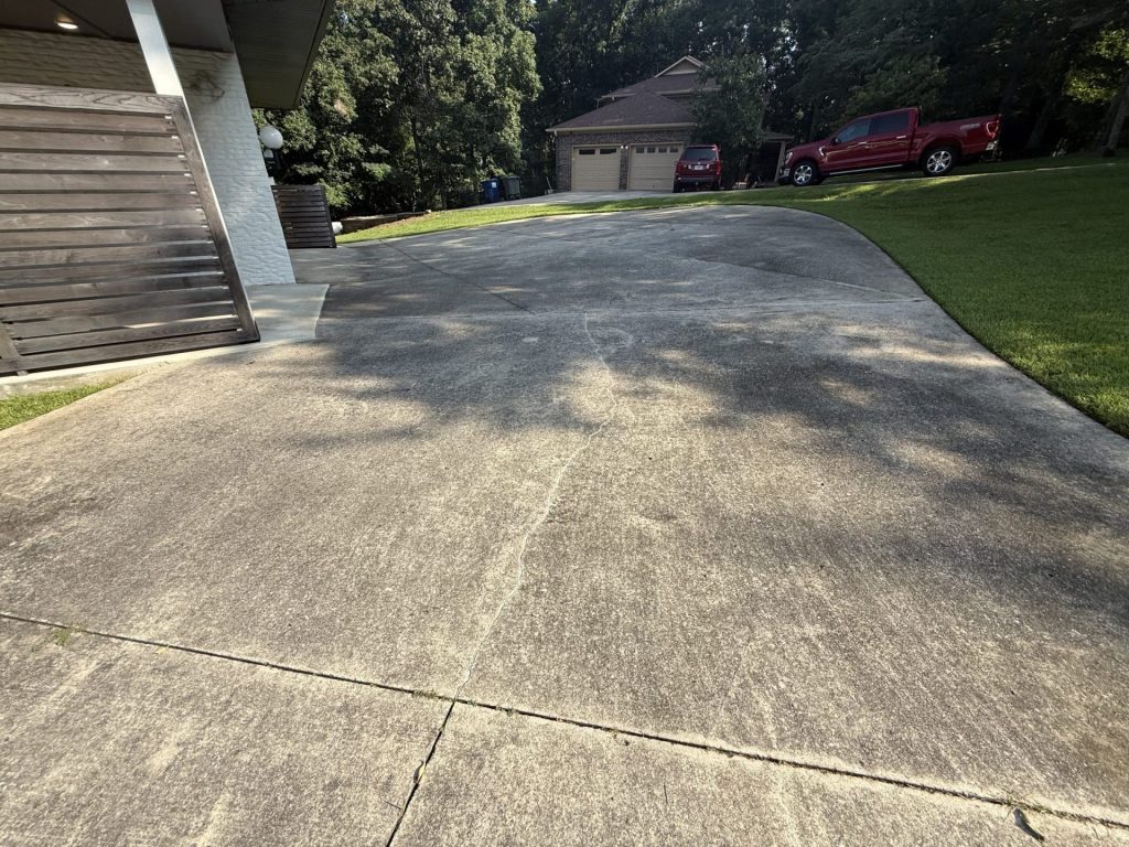Driveway Sidewalk Pressure Washing Results Huntsville AL